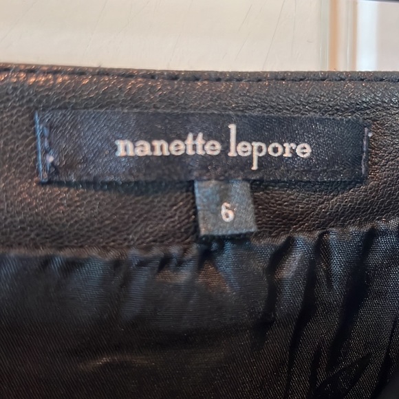 Designer Black cuir leather mini skirt zip front stud belt Nanette Lenore sz 6🔥 - Picture 7 of 13